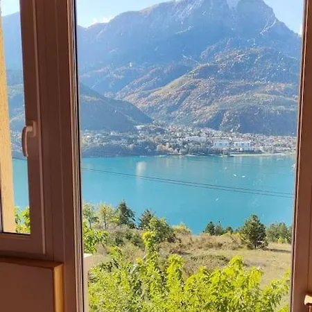 Le Cosy Du Plongeoir - T2 Neuf Avec Vue Sur Le De Serre Poncon Et Grande Terrasse Avec Jardin Apartment *