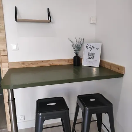 Le Cosy Du Plongeoir - T2 Neuf Avec Vue Sur Le De Serre Poncon Et Grande Terrasse Avec Jardin *