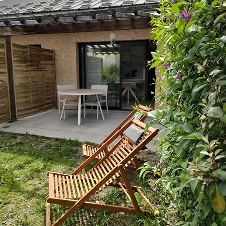 Apartment Le Cosy Du Plongeoir - T2 Neuf Avec Vue Sur Le De Serre Poncon Et Grande Terrasse Avec Jardin *