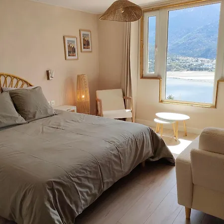 Le Cosy Du Plongeoir - T2 Neuf Avec Vue Sur Le De Serre Poncon Et Grande Terrasse Avec Jardin